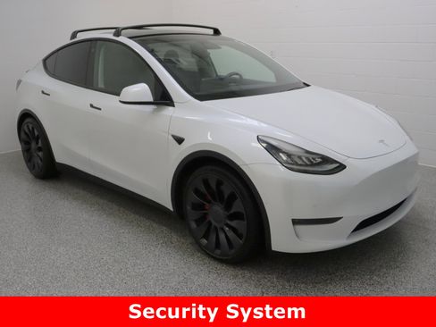 Used 2021 Tesla Model Y Performance image 4