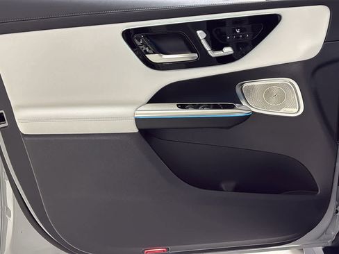 New 2026 Mercedes-Benz GLC 300 4MATIC image 15