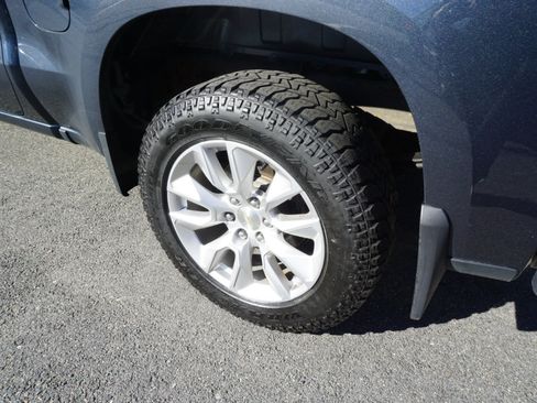 Used 2021 Chevrolet Silverado 1500 Custom image 8