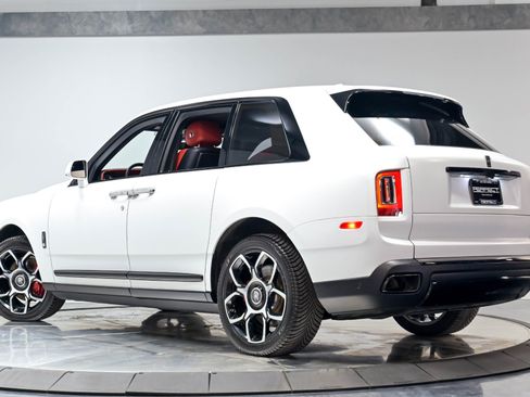 Used 2021 Rolls-Royce Cullinan Black Badge AWD/4WD image 66