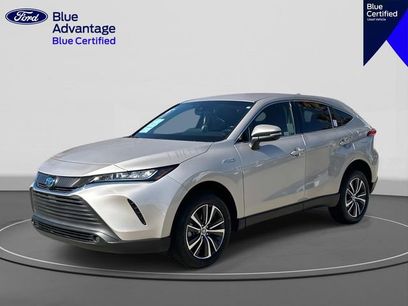 Used 2021 Toyota Venza LE w/ Carpet Mat Package (TMS)