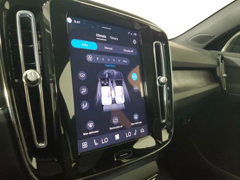 Certified 2023 Volvo C40 P8 Recharge Plus AWD/4WD image 28