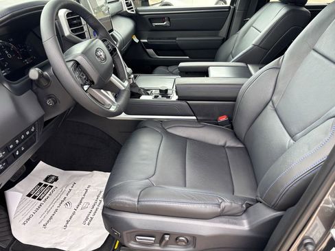 New 2025 Toyota Tundra Platinum image 9