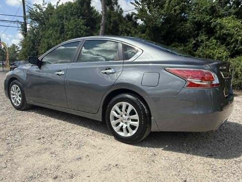 Used 2014 Nissan Altima 2.5 S FWD image 7