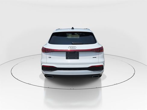 New 2025 Audi Q5 Premium image 7