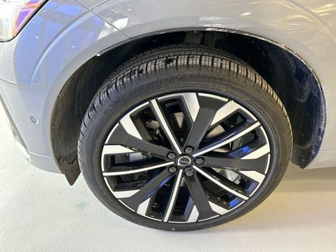 New 2026 Volvo XC60 T8 Ultra w/ Protection Package Premier AWD/4WD image 8