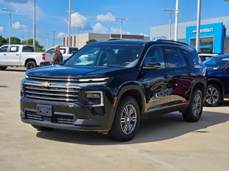 Used 2025 Chevrolet Traverse LT AWD/4WD video 3