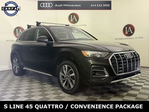 Used 2021 Audi Q5 2.0T Premium w/ Convenience Package image 1