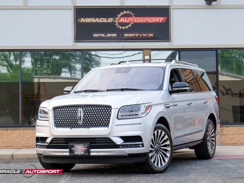 Used 2018 Lincoln Navigator Reserve w/ Technology Package AWD/4WD image 1