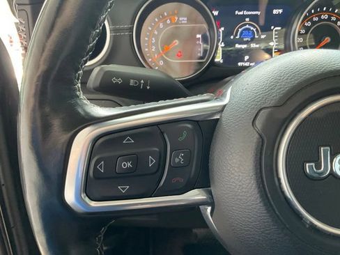 Used 2021 Jeep Gladiator Overland w/ Popular Equipment Package AWD/4WD image 9
