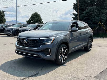New 2026 Volkswagen Atlas Cross Sport SEL Premium R-Line