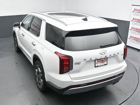 Used 2023 Hyundai Palisade Limited AWD/4WD image 28