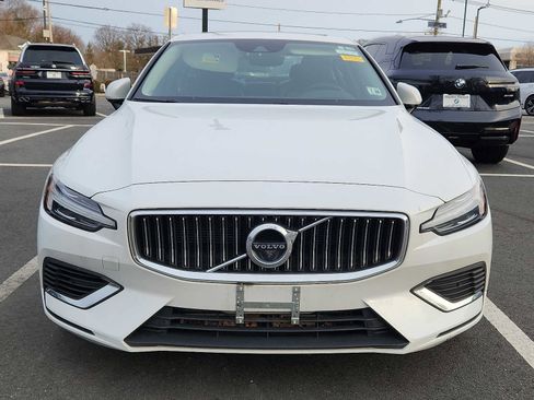 Used 2021 Volvo S60 T8 Inscription w/ Climate Package image 2
