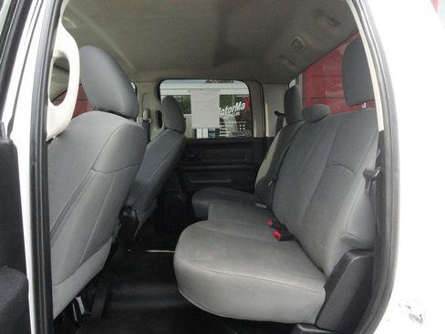 Used 2015 RAM 2500 ST w/ SXT Appearance Group AWD/4WD image 8