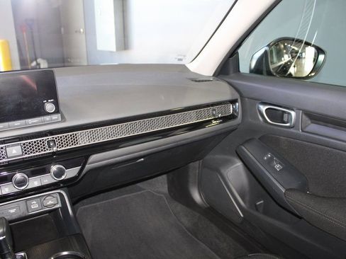Used 2023 Honda Civic LX image 25