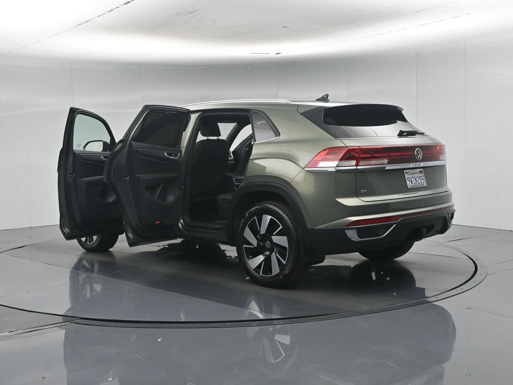 Used 2026 Volkswagen Atlas Cross Sport SE FWD image 36