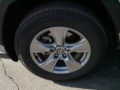 Certified 2024 Toyota RAV4 XLE image 15