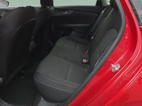 Used 2019 Kia Forte LXS FWD image 11