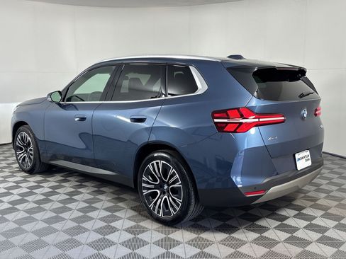 Used 2025 BMW X3 xDrive30i AWD/4WD image 3