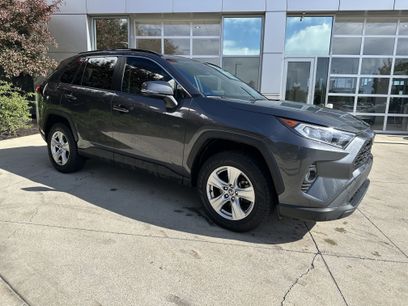 Used 2020 Toyota RAV4 XLE w/ Convenience Package