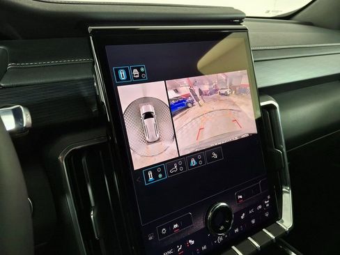 Used 2024 GMC Acadia Elevation w/ LPO, Floor Liner Package image 21