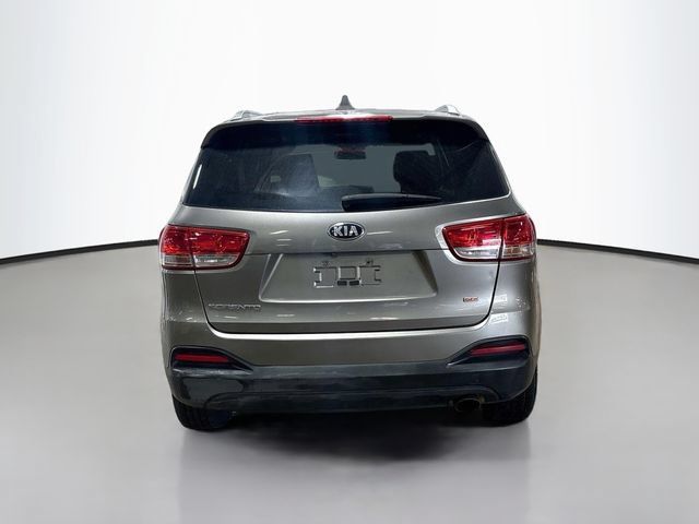 Used 2016 Kia Sorento FWD image 7
