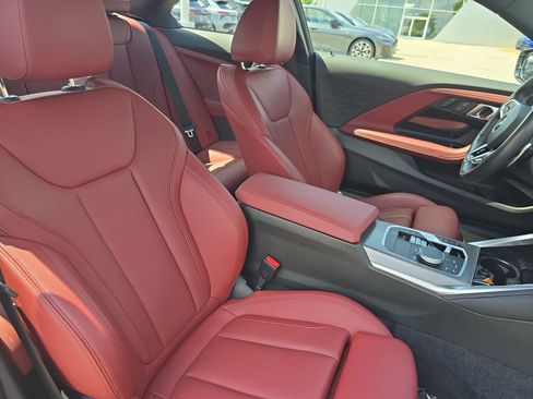Used 2025 BMW M240i Coupe RWD image 10