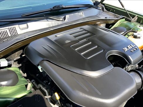 Used 2021 Dodge Charger SXT w/ Blacktop Package RWD image 31