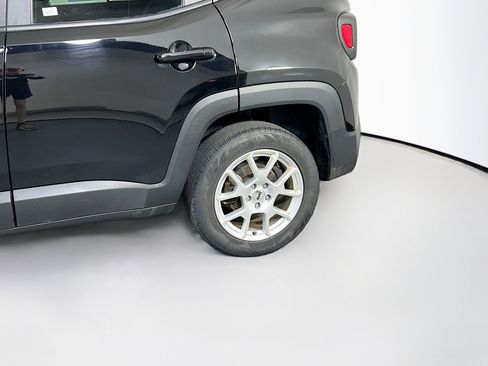 Used 2022 Jeep Renegade Latitude AWD/4WD image 29
