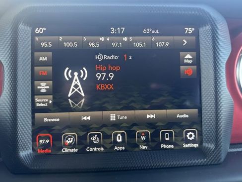 Used 2020 Jeep Gladiator Rubicon image 16