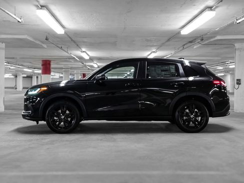 Used 2024 Honda HR-V Sport image 12
