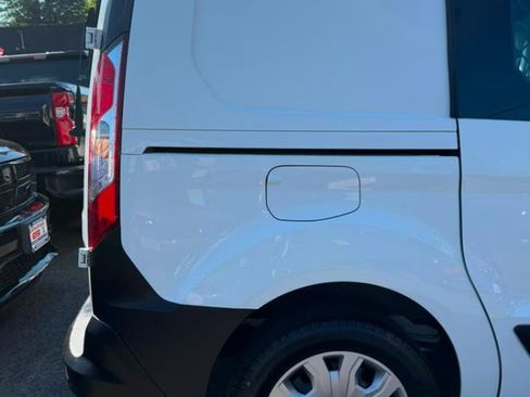 Used 2021 Ford Transit Connect XL FWD image 21