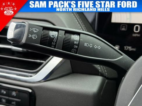 Used 2025 GMC Yukon Denali AWD/4WD image 25
