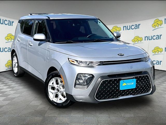 Used 2020 Kia Soul S FWD image 1