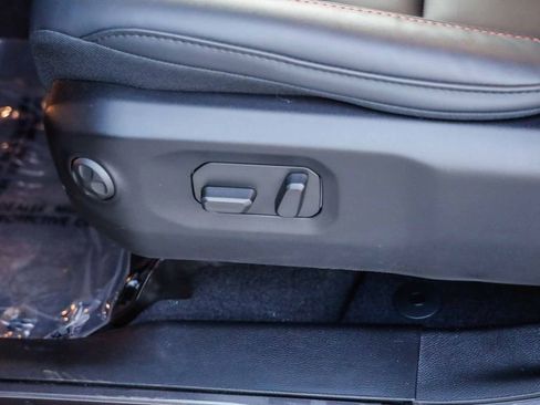 New 2026 Jeep Wrangler Unlimited Rubicon w/ Whitecap Package image 25