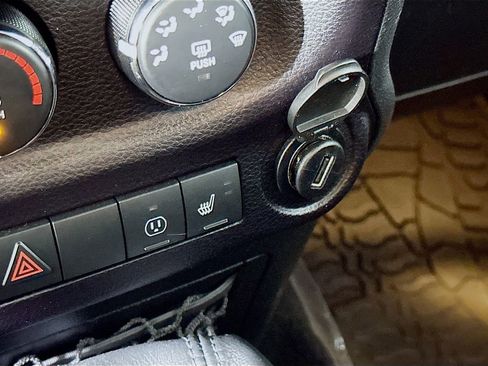 Used 2016 Jeep Wrangler Sport AWD/4WD image 25