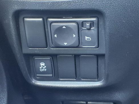 Used 2014 Nissan Juke SL image 12