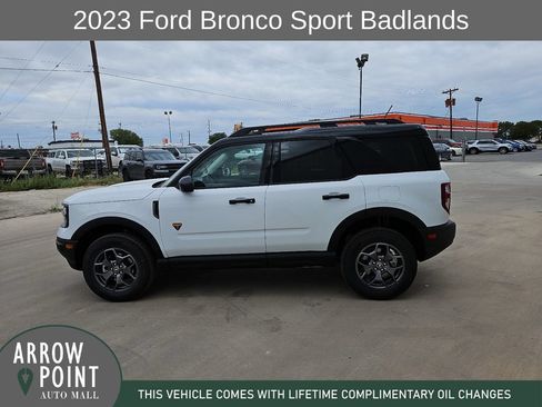 Used 2023 Ford Bronco Sport Badlands AWD/4WD image 7