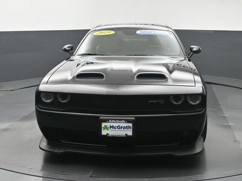 Used 2019 Dodge Challenger SRT Hellcat Redeye RWD image 6