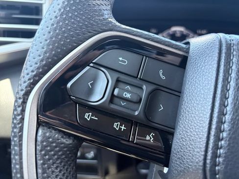Used 2024 Toyota Tundra Limited AWD/4WD image 25