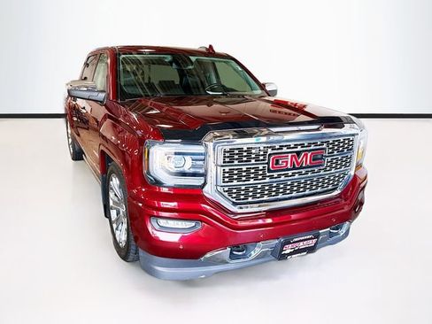 Used 2017 GMC Sierra 1500 Denali w/ Denali Ultimate Package AWD/4WD image 3