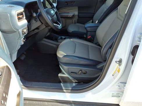 New 2025 Ford Maverick Lariat w/ 4K Tow Package image 17