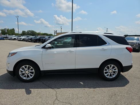 Used 2019 Chevrolet Equinox LT FWD image 4