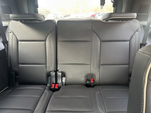 Certified 2024 Chevrolet Tahoe Premier w/ Advanced Technology Package image 15