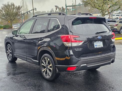 Used 2022 Subaru Forester Limited w/ Popular Package #3 image 5