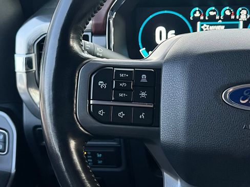 Used 2021 Ford F150 Lariat AWD/4WD image 14