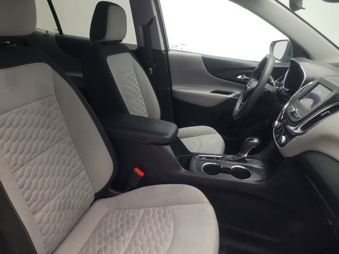 Used 2021 Chevrolet Equinox LT FWD image 21