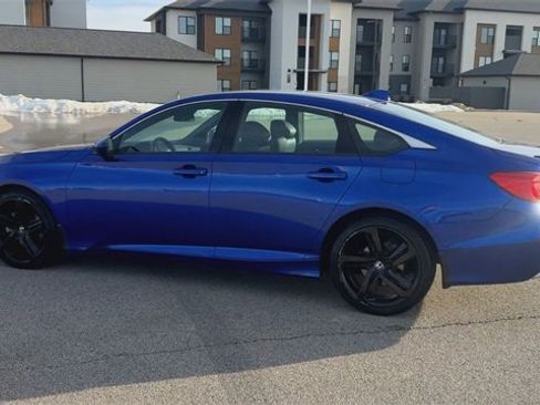 Used 2019 Honda Accord Sport image 6