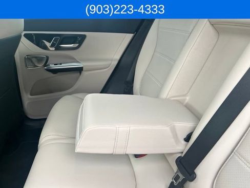 Used 2026 Mercedes-Benz GLC 300 image 40