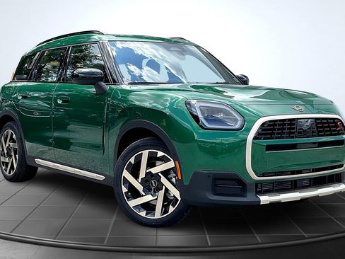 New 2025 MINI Cooper Countryman S image 2